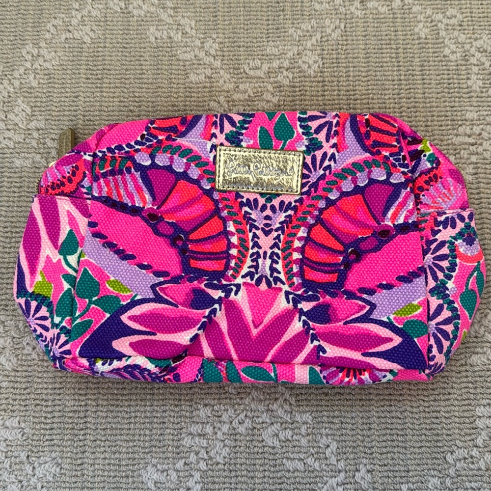 NIB GWP Lilly Pulitzer Cosmetic Pouch / She’s Too Fly Engineered